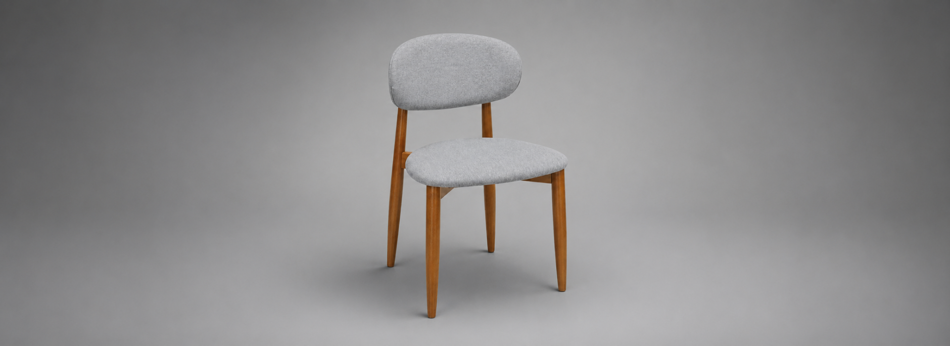 Cadeira estofada premium Maxywood